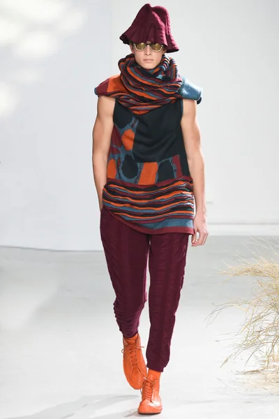 Look 5